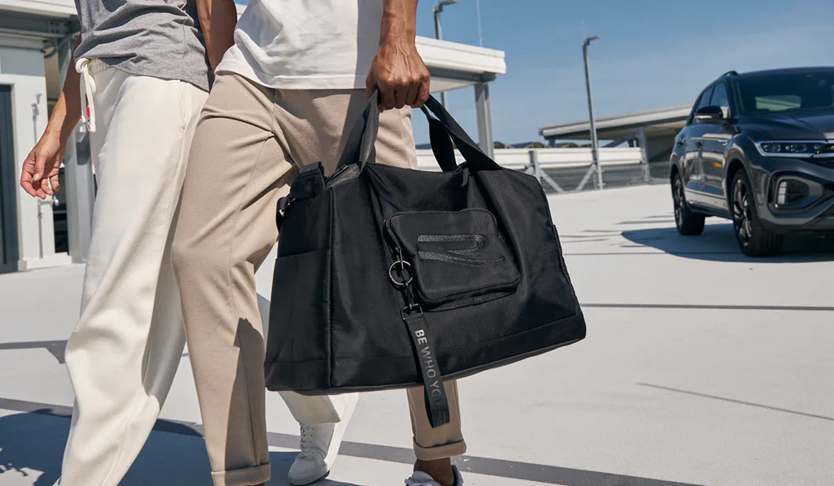 Original Volkswagen Weekender Tasche in Schwarz für Reisen, Sport und Alltag
