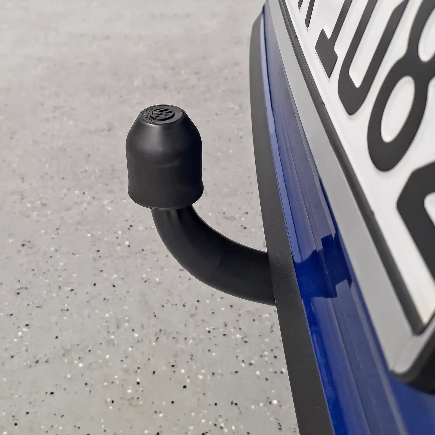 Volkswagen AHK Schutzkappe Kugelkopf Anhängerkupplung mit VW Logo 1K0803910