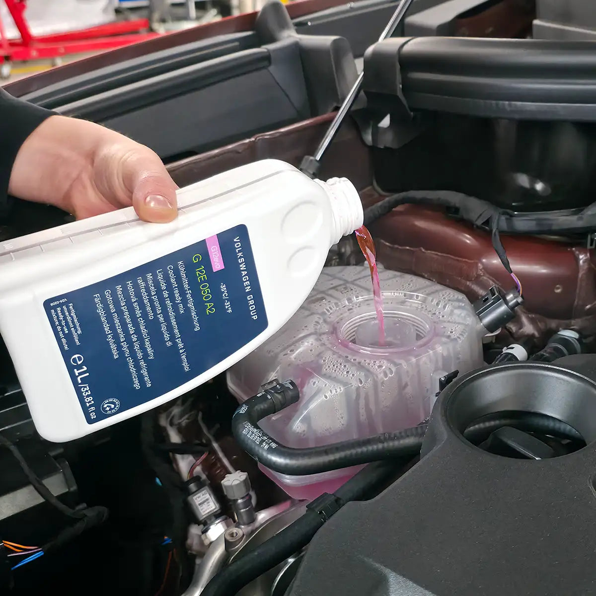 VW Kühlmittel G12E050A2, Frostschutz bis -35 °C, 1L Fertigmischung, Ready mix, G12evo