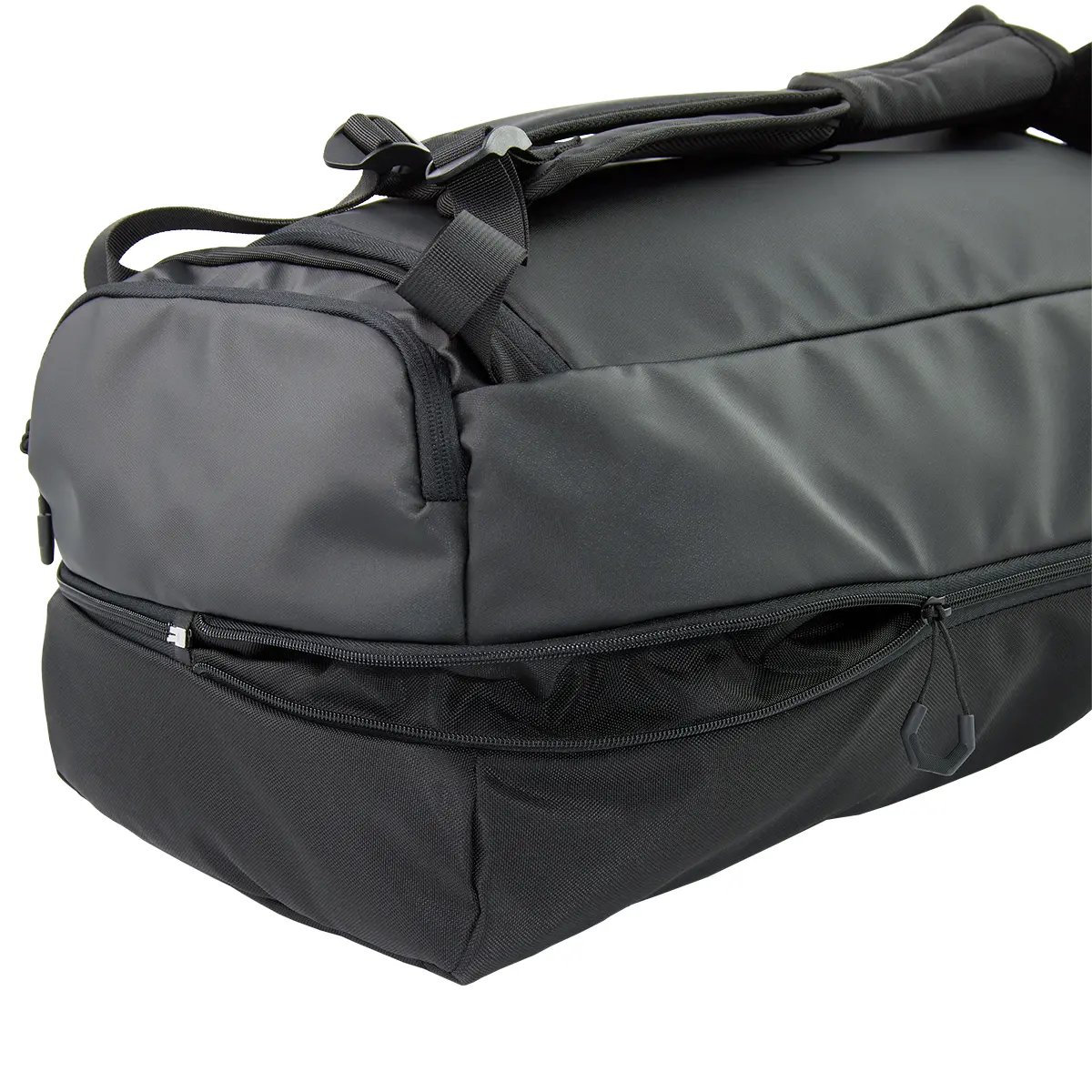 VW ID. Polo Duffle Bag schwarz, seitlich geöffnet mit Innenfutter, 330087318041