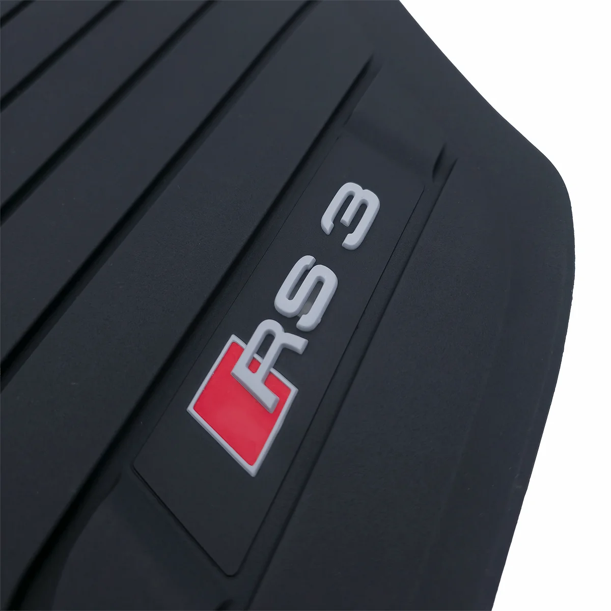 Audi RS3 Gummimatten Detail: RS3-Schriftzug in Kontrastfarbe, 8Y1061221B041